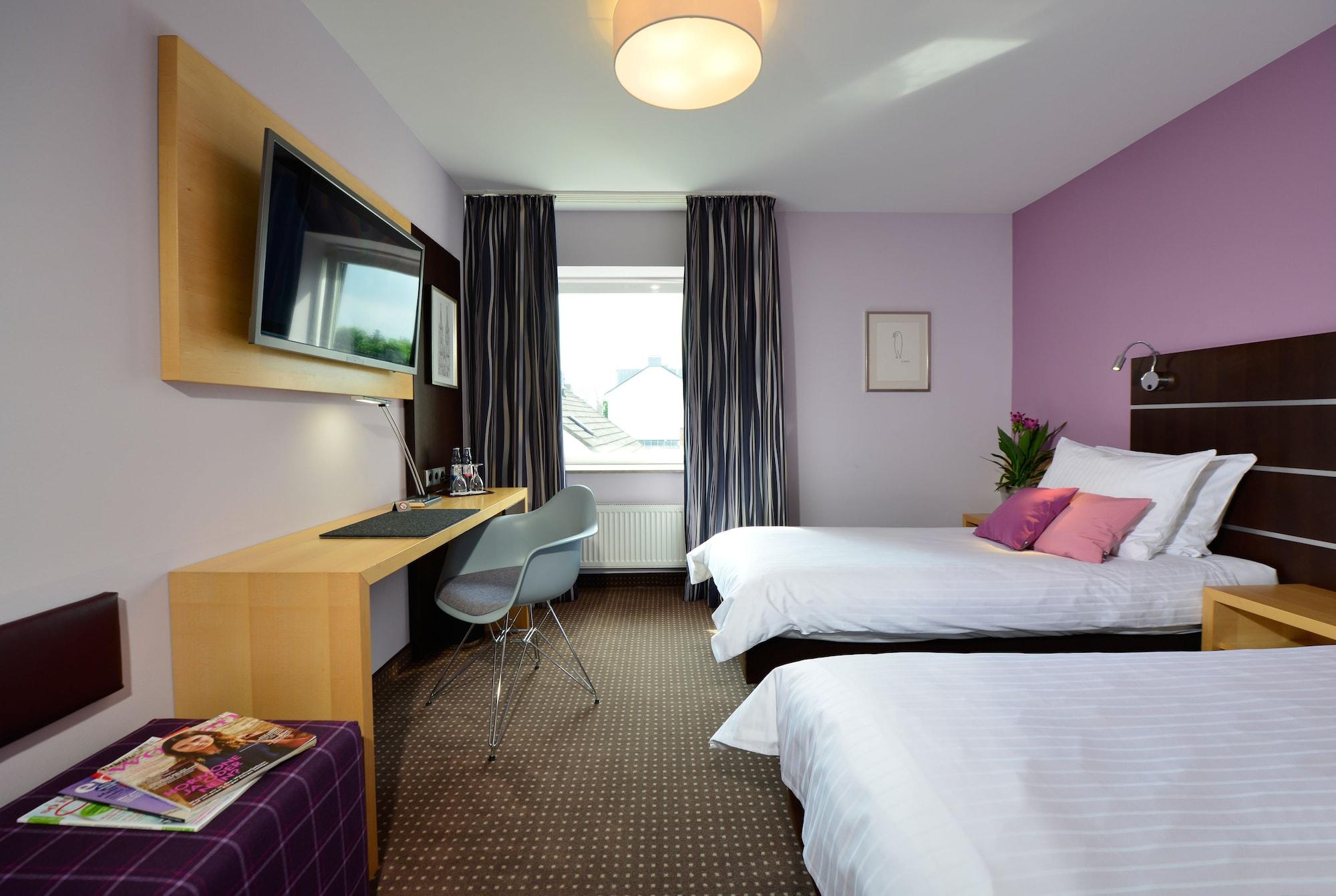 Hotel Uhu Garni Cologne Exterior photo