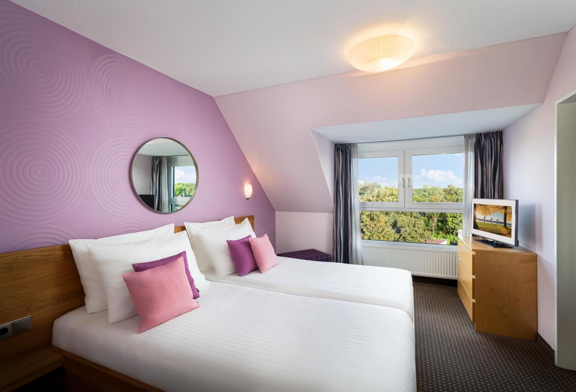 Hotel Uhu Garni Cologne Exterior photo